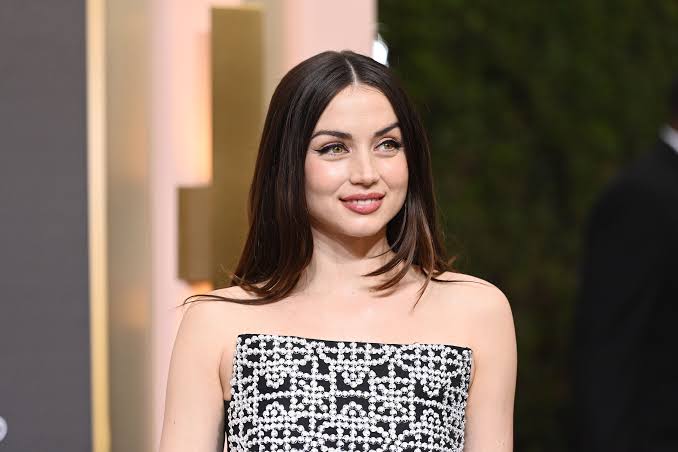 Ana De Armas Net Worth 2025
