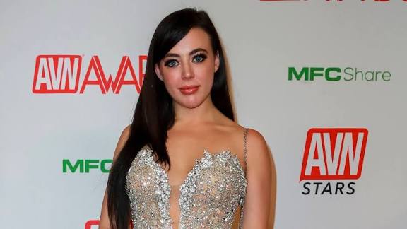 Whitney Wright Net Worth, Bio, Age, Height,Weight,Career 2025